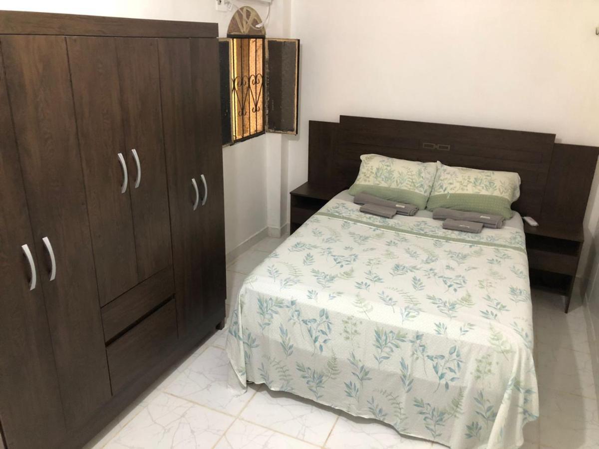Casa De Hospedes Manaus - Dormitorios Com Cozinha Exterior foto