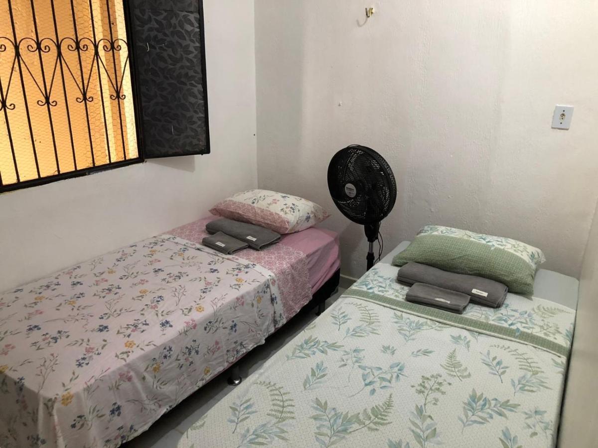 Casa De Hospedes Manaus - Dormitorios Com Cozinha Exterior foto